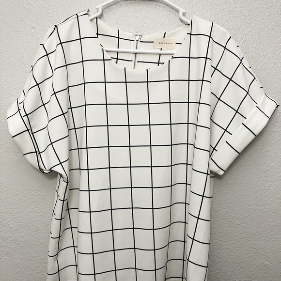 Melloday | Black and White Grid Pattern Top - Picture 1 of 3